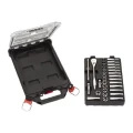 4932478813-zestaw-nasadek-38-z-grzechotka-i-akcesoriami-6-19-mm-w-organizerze-slim-packout-srednim-32-szt (2).webp